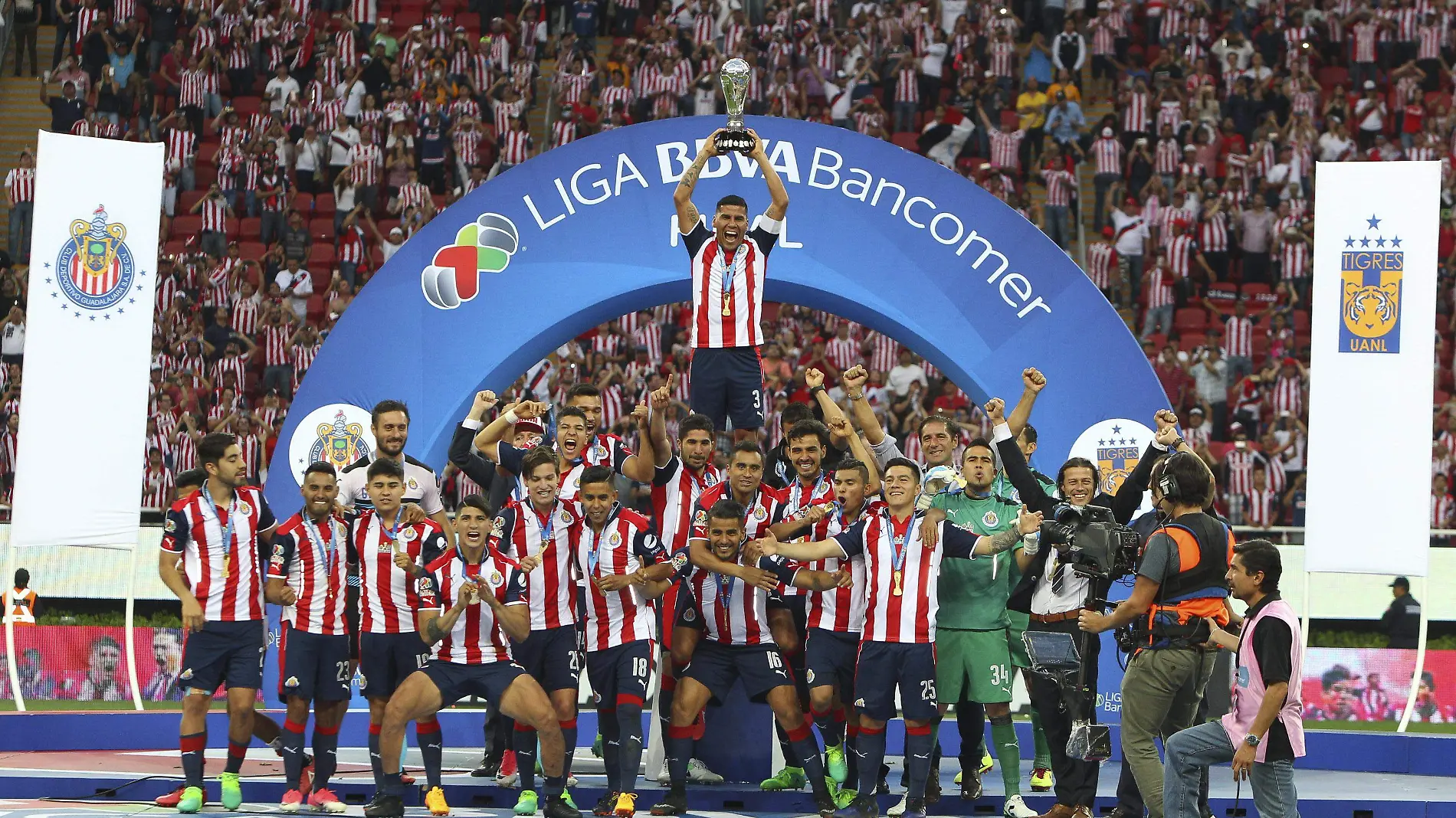 Chivas campeonato 12